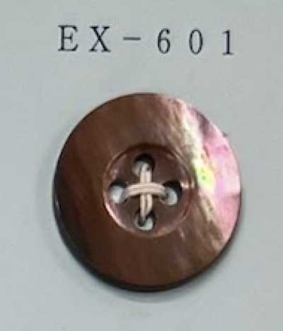 EX601 Botão de madrepérola marrom com aro de quatro furos