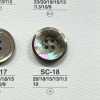 SC18 Botão brilhante de 4 furos em material natural de concha