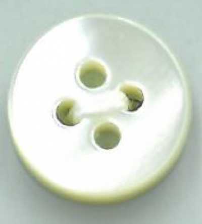 T1003 Botão plano de casca natural com 4 furos, 3 mm de espessura