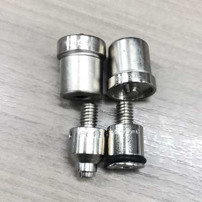 P646 4SETコマ Conjunto de 4 peças de fecho de pressão P646 (partes superiores e inferiores)