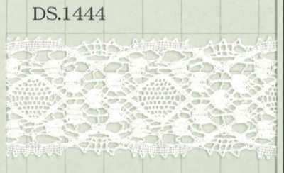 DS1444 Renda de algodão Largura: 31 mm