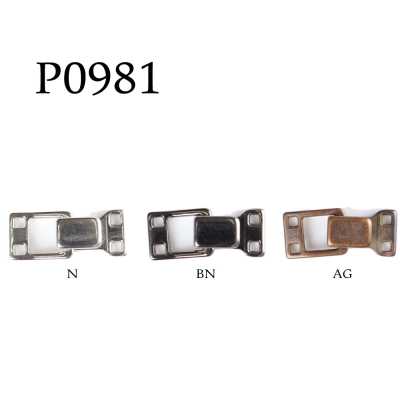 P0981 GAFFORELLI Colchete com furo quadrado
