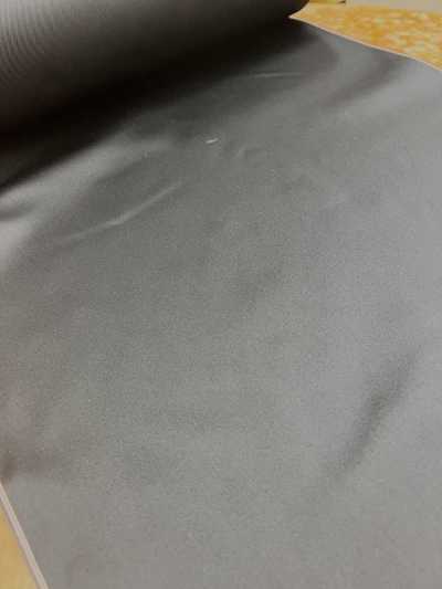 100 Tecido Haiken de cetim sarjado dupla face em seda genuína, fabricado no Japão, azul-marinho escuro