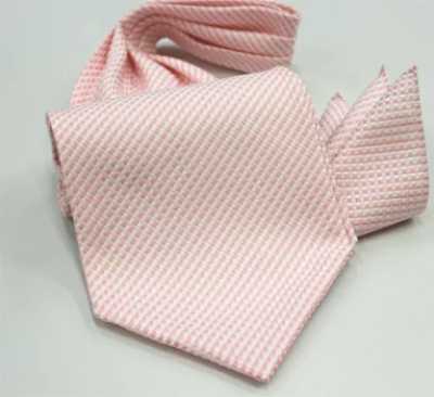 MS-401 Conjunto de gravata ascot amarrada à mão e lenço de bolso rosa