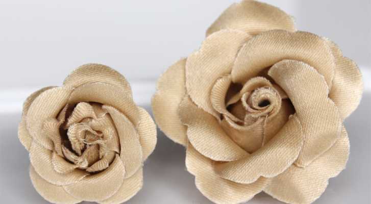 VBTA-07 VANNERS Boutonniere Dourado Champagne