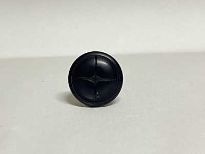 XRP8100 Botão de couro sintético preto