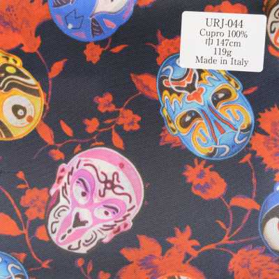 URJ-044 Fabricado na Itália, forro estampado 100% cupro com padrão de personagem mascarado pop