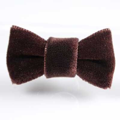 LPR-04 Broche de lapela com fita de veludo marrom